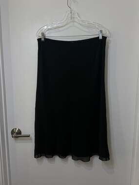 Wilfred black midi skirt size large